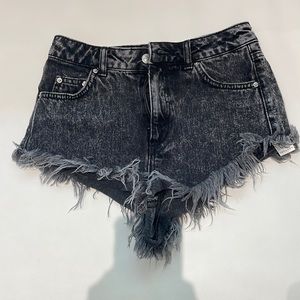 Top shop Black Jean Shorts Size 4